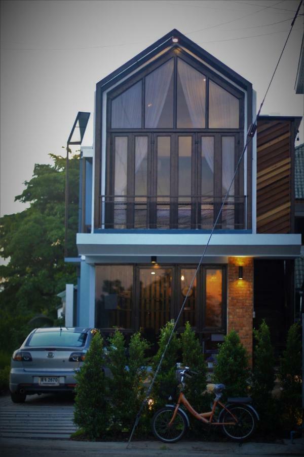 The Nichehome Waterside Living Chiang Mai Dış mekan fotoğraf