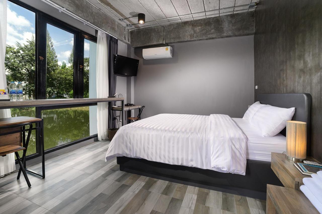 The Nichehome Waterside Living Chiang Mai Dış mekan fotoğraf
